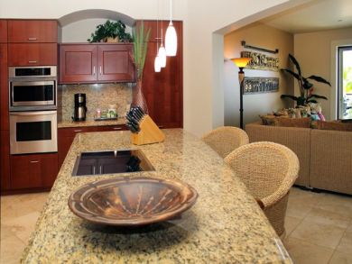 Four Bedroom Luxury Maui Penthouse For Rent